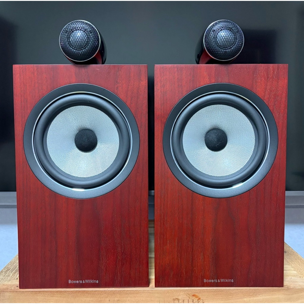 新品未開封　B&W705 S2　正規品　メーカー保証付き　価格交渉可能 Bowers & Wilkins 705S2 Signature [705S2/SIG]（ペア） 買取価格