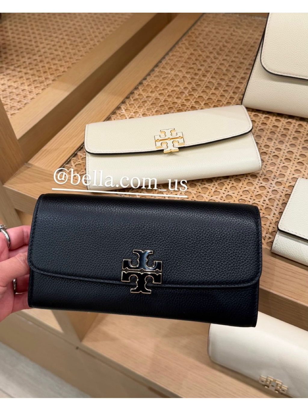 Tb 信封 tb 長 夾 Tory Burch Britten掀蓋長夾 全新改版實心logo 是哪位仙女的皮夾 10x19cm 本週全系列都是最好折扣 把握預訂 美國代購