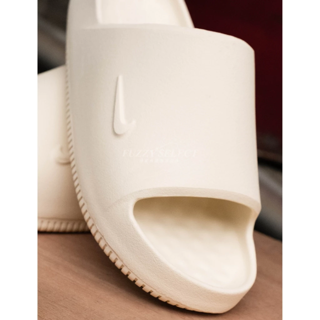 【夏日黑魂神履】踩在雲端的極簡美學!Nike Calm Slide 2.0 IB0183-001 深度開箱評測