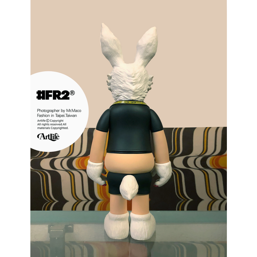 ArtLife @ FR2 × T9G コラボレーションフィギュアFxxking Rabbits 限定