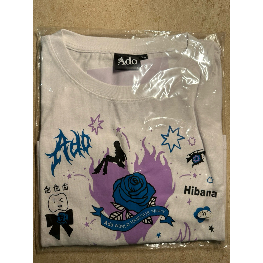 日本帶回全新正品》Ado Hibana VIP特典/白色Ado寬袖版T恤/特區徽章別針