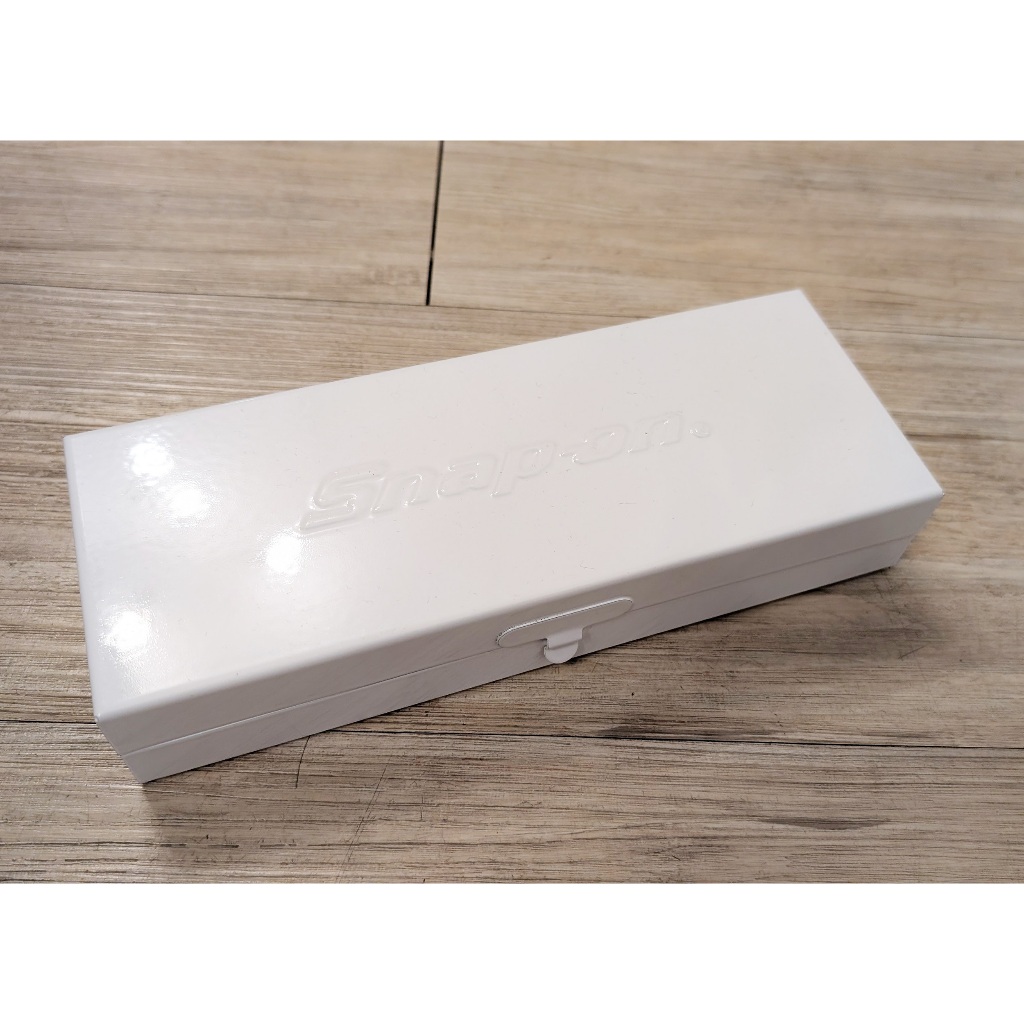 稀有絕版美國Snap-on 白色金屬工具盒子工具箱鉛筆盒KRA-206 | 蝦皮購物