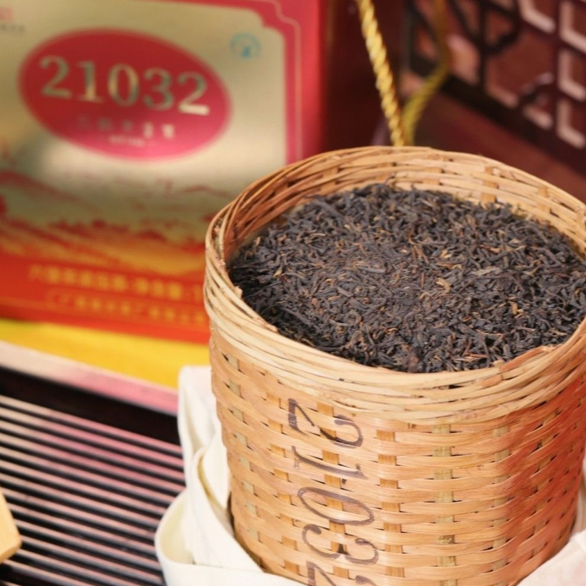 三鶴六堡茶21032 正宗特級盒裝1kg 茶葉金花陳香菌香明顯正品廣西六堡茶