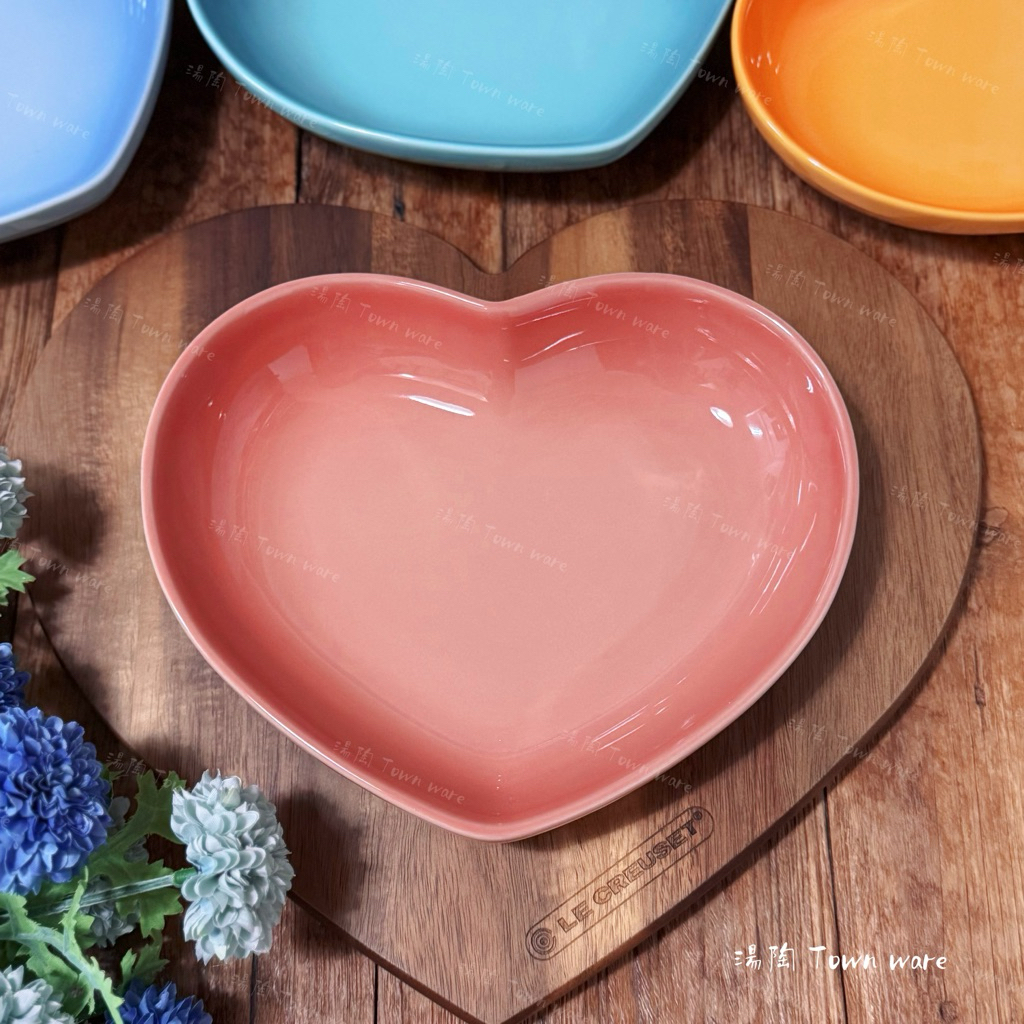 心型盤子 Le Creuset 心型盤愛心深盤愛心盤深盤22公分雪紡粉悠然綠海岸藍櫻桃紅