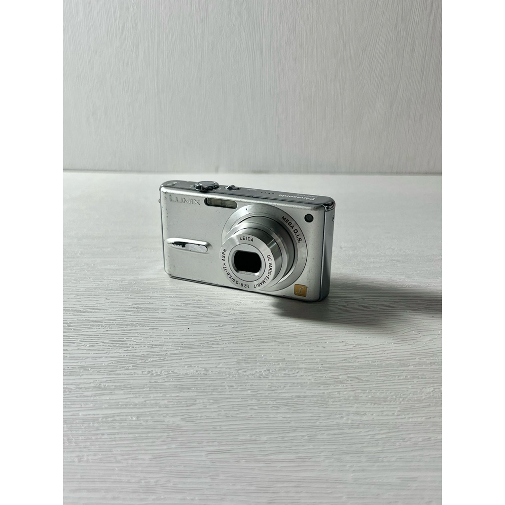 Panasonic Lumix DMC-FX9復古CCD數位相機銀色| 蝦皮購物