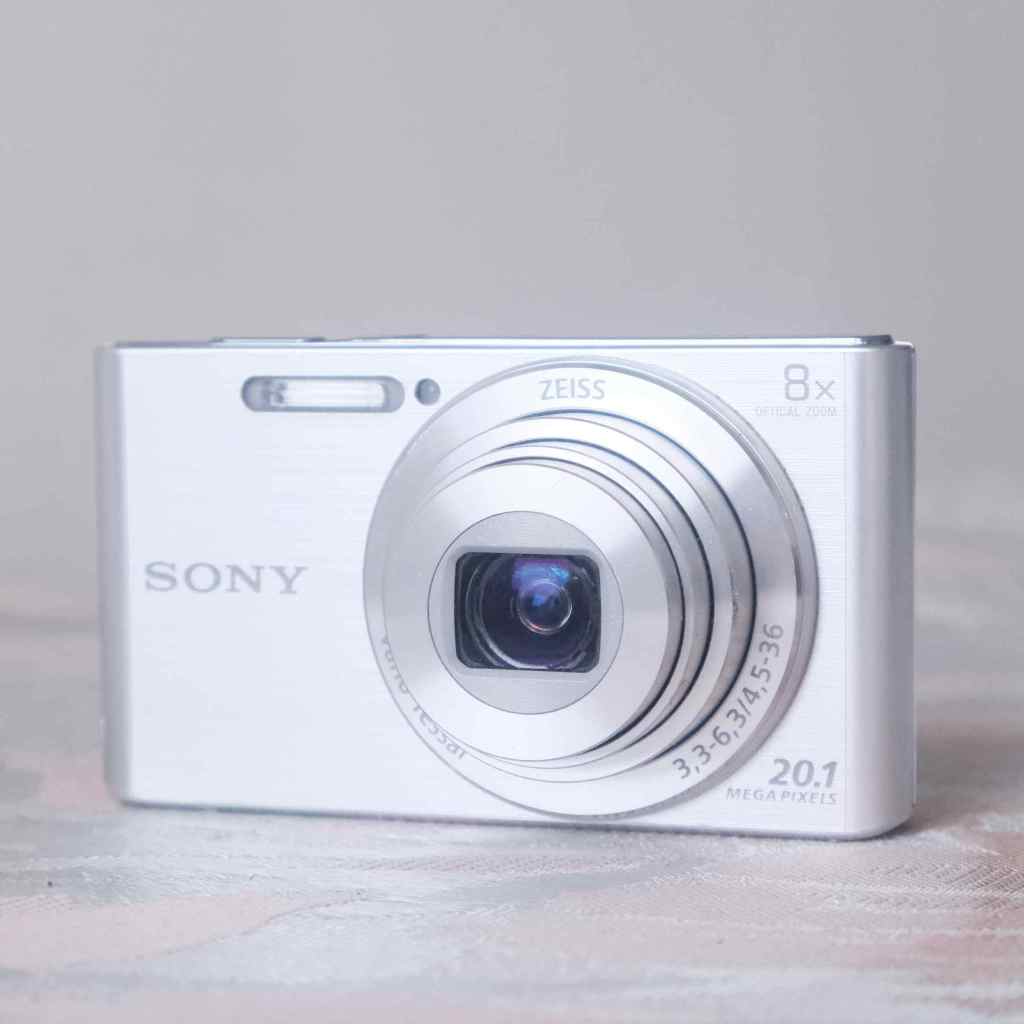 [新手入門/工作機] Sony Cyber-shot DSC-W830 CCD 數位相機 超輕薄 (2000萬畫素) | 蝦皮購物