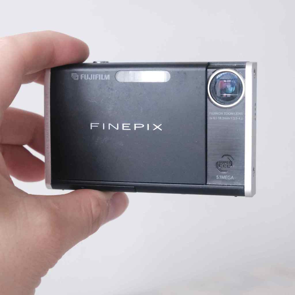 富士Fujifilm FinePix Z1 Zoom 早期CCD 數位相機(有模擬底片色調之模式