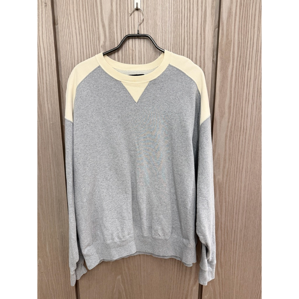 C.E(CAV EMPT) PANEL SHOULDER CREW NECK GRY | 蝦皮購物