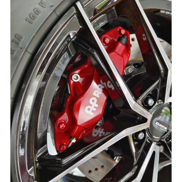 【一品輪胎】全新AP RACING 9200 四活塞卡鉗+303/330/345浮動碟盤+煞車皮+金屬油管+煞車油 | 蝦皮購物
