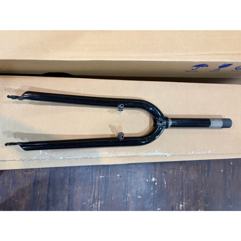 老闆收藏品 純正鋼管前叉 登山車前叉 黑曜石色 | 蝦皮購物