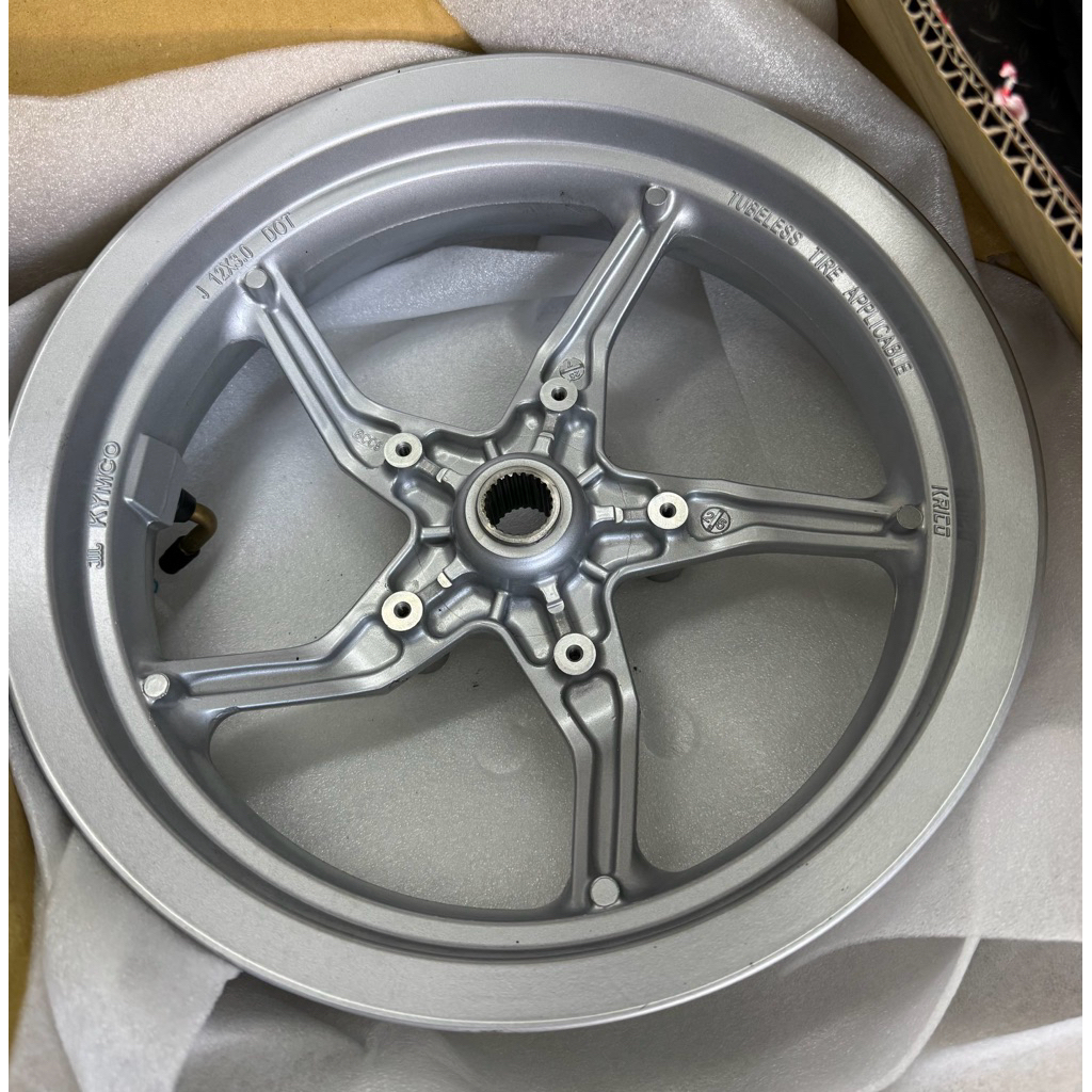 「買方下單區」RTS R165 原廠 後輪框 | 蝦皮購物