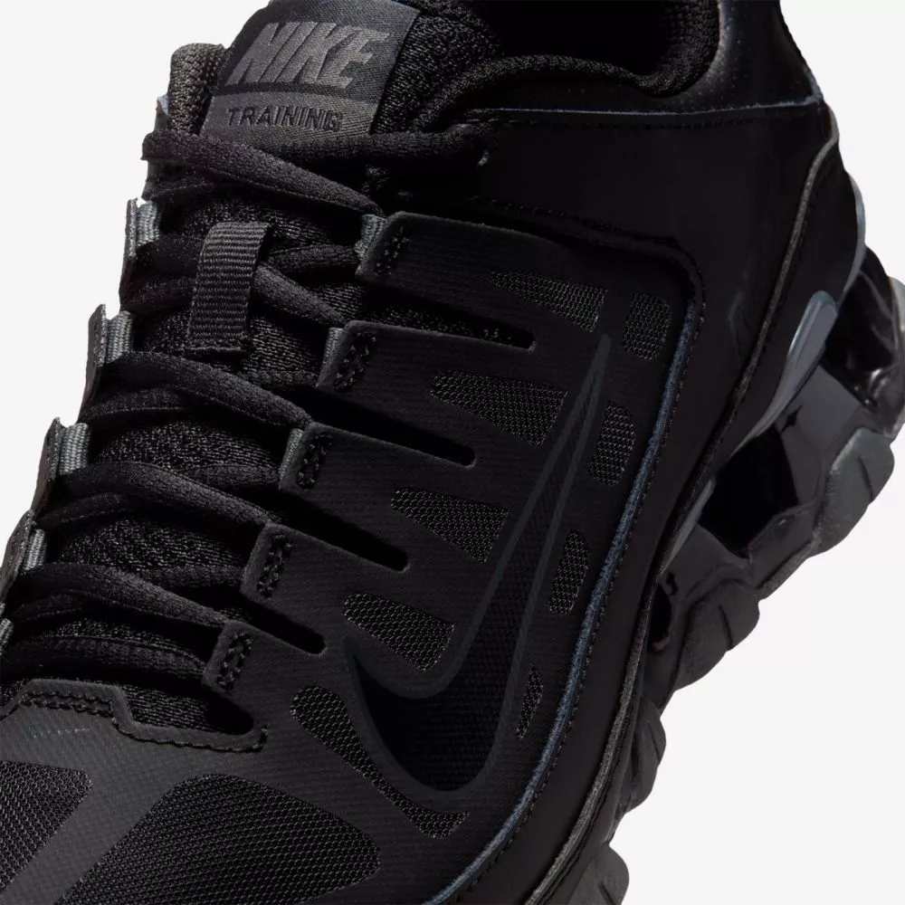 健身房第一雙訓練鞋,選這雙就對了|Nike IO2400-008 Reax 8 TR 完整推薦