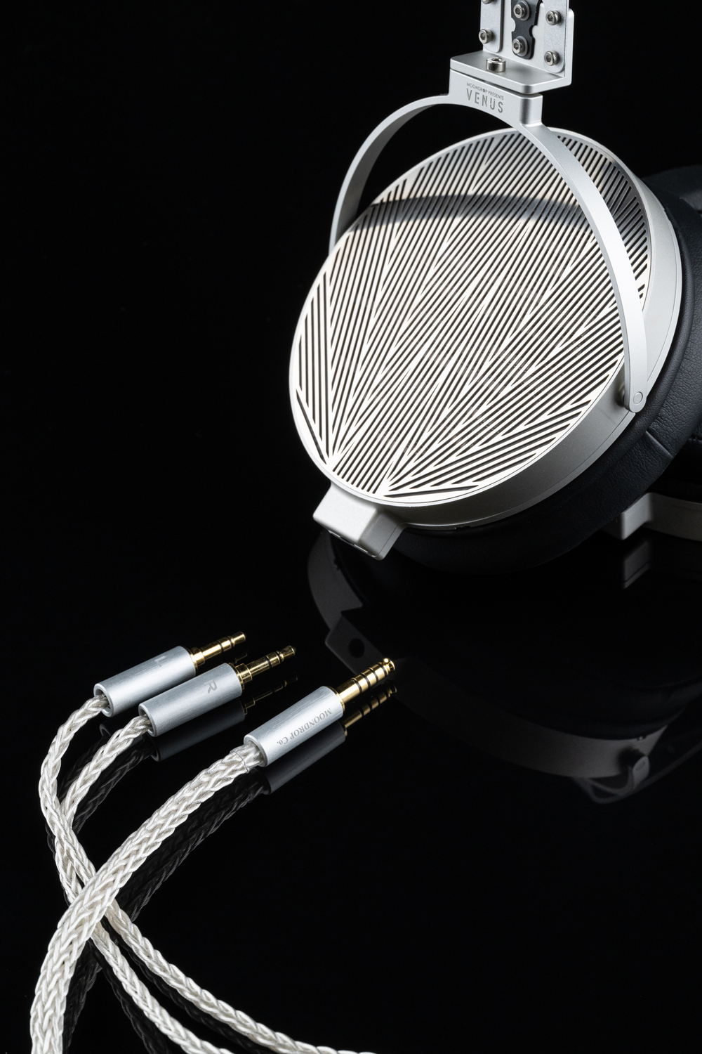 MoonDrop VENUS 水月雨- 啟明星】旗艦級平面磁式平板開放式耳罩耳機