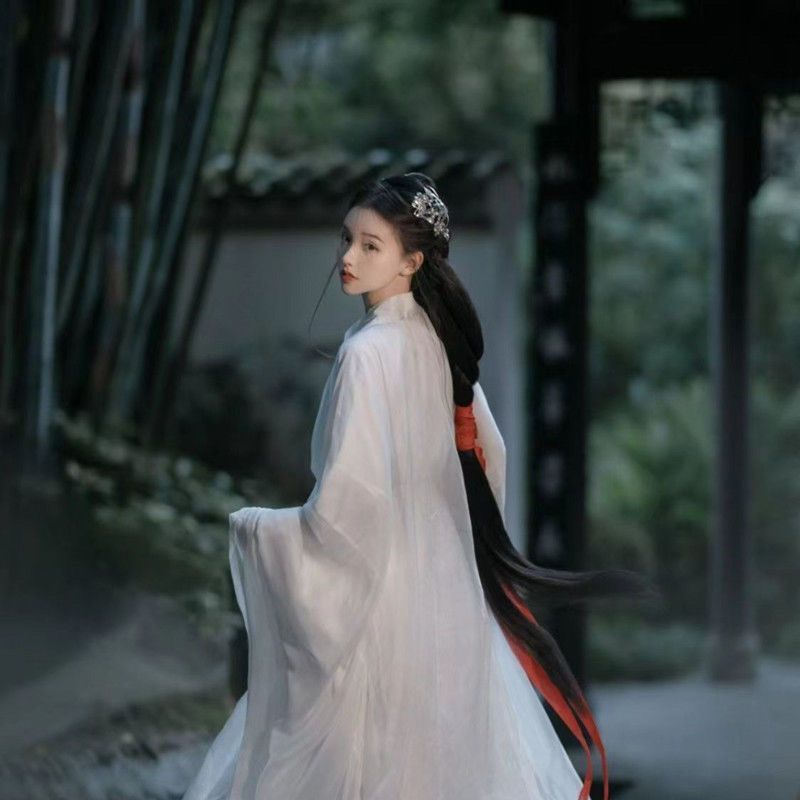 【台灣 出貨】 古裝汉服 女裝 魏晋风 國風古装 超仙气 飘逸古风套裝 白色清冷裙 神明少女cos服 民族服装 | 蝦皮購物