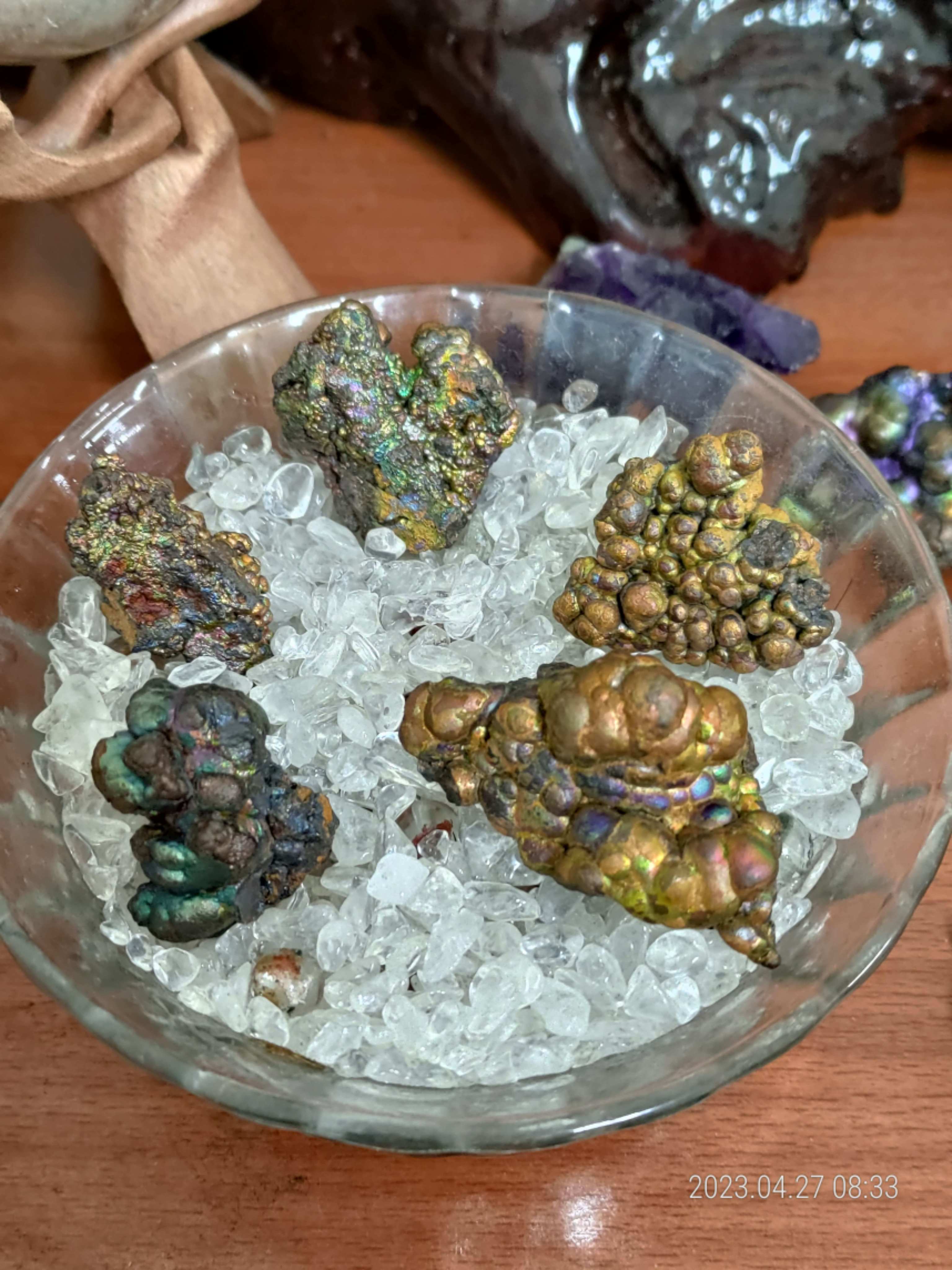 貓咪愛水晶⭕力泥 Leklai เหล็กไหล鎳萊 流鐵 馬來西亞力泥碎石小顆50克七彩膽料鳥巢珠料螢光 | 蝦皮購物