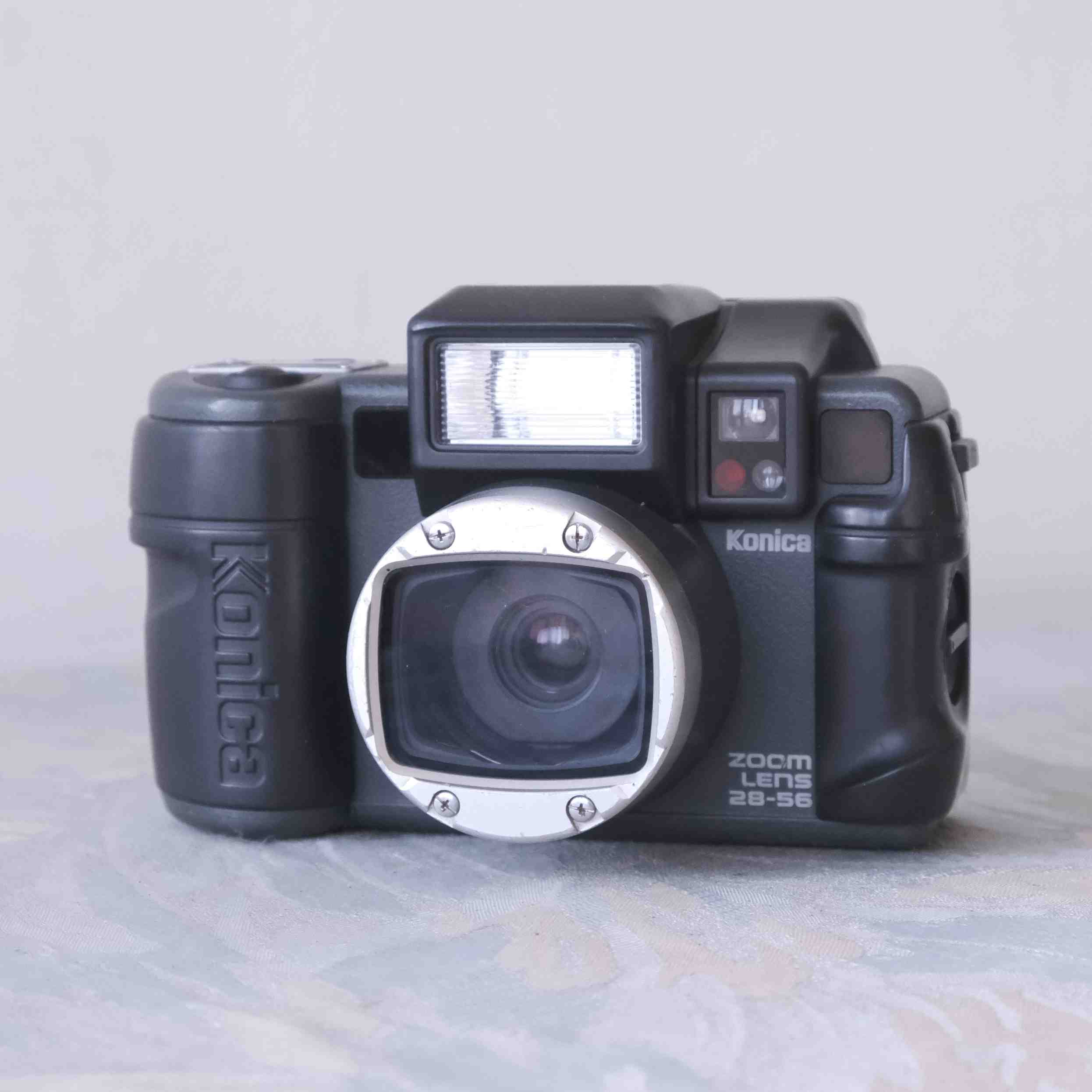 konica 現場監督ZOOM(變焦) 傻瓜底片相機(防水、防塵、防撞) | 蝦皮購物