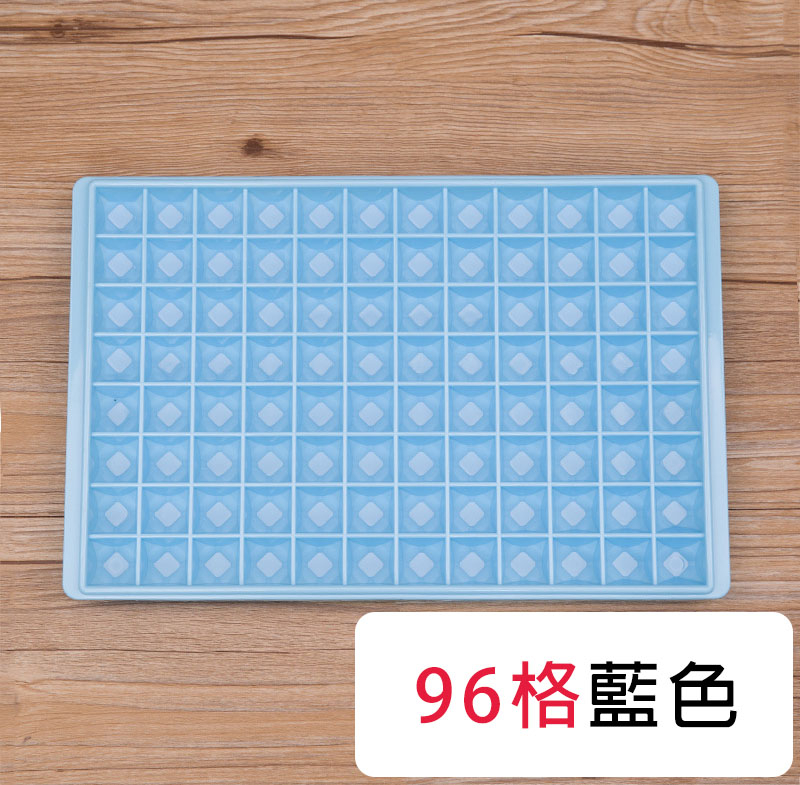 【台灣現貨+發票】大鑽石冰塊盒 96格 60格 製冰盒 大容量 冰塊模具 飲料 冰塊 家用 製冰 夏天 冰格 清涼 消暑 | 蝦皮購物