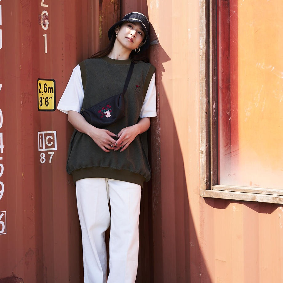𝙇𝙀𝙎𝙎𝙏𝘼𝙄𝙒𝘼𝙉 ▽ RUTSUBO 坩堝10th ROSE SWEAT VEST