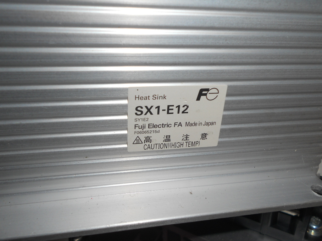 日本FUJI固態繼電器SS403-3Z-D3 SS402E-3Z-D3 SS202E-3Z-D3 SSR +散熱座 | 蝦皮購物
