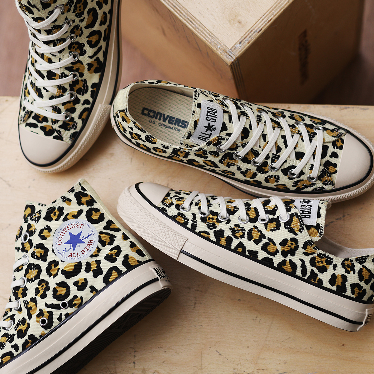 Tiger deals print converse