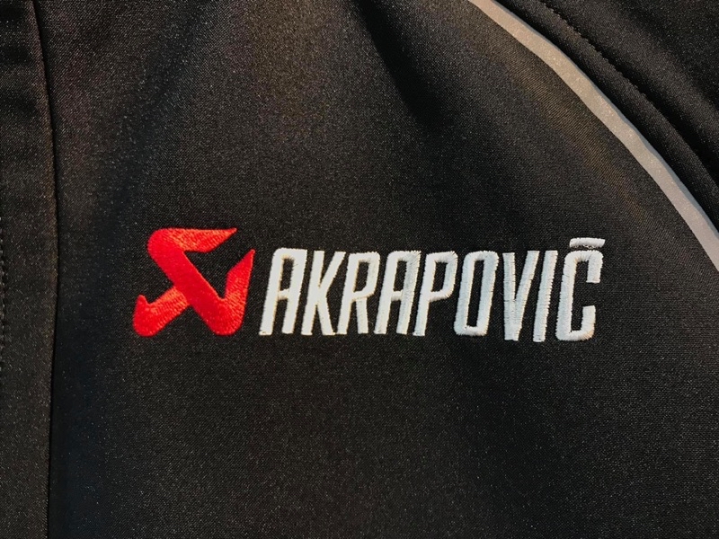 🇭🇺Alpinestars Akrapovic Soft Shell Jacket 絕版一代聯名蠍子外套 🇭🇺 | 蝦皮購物