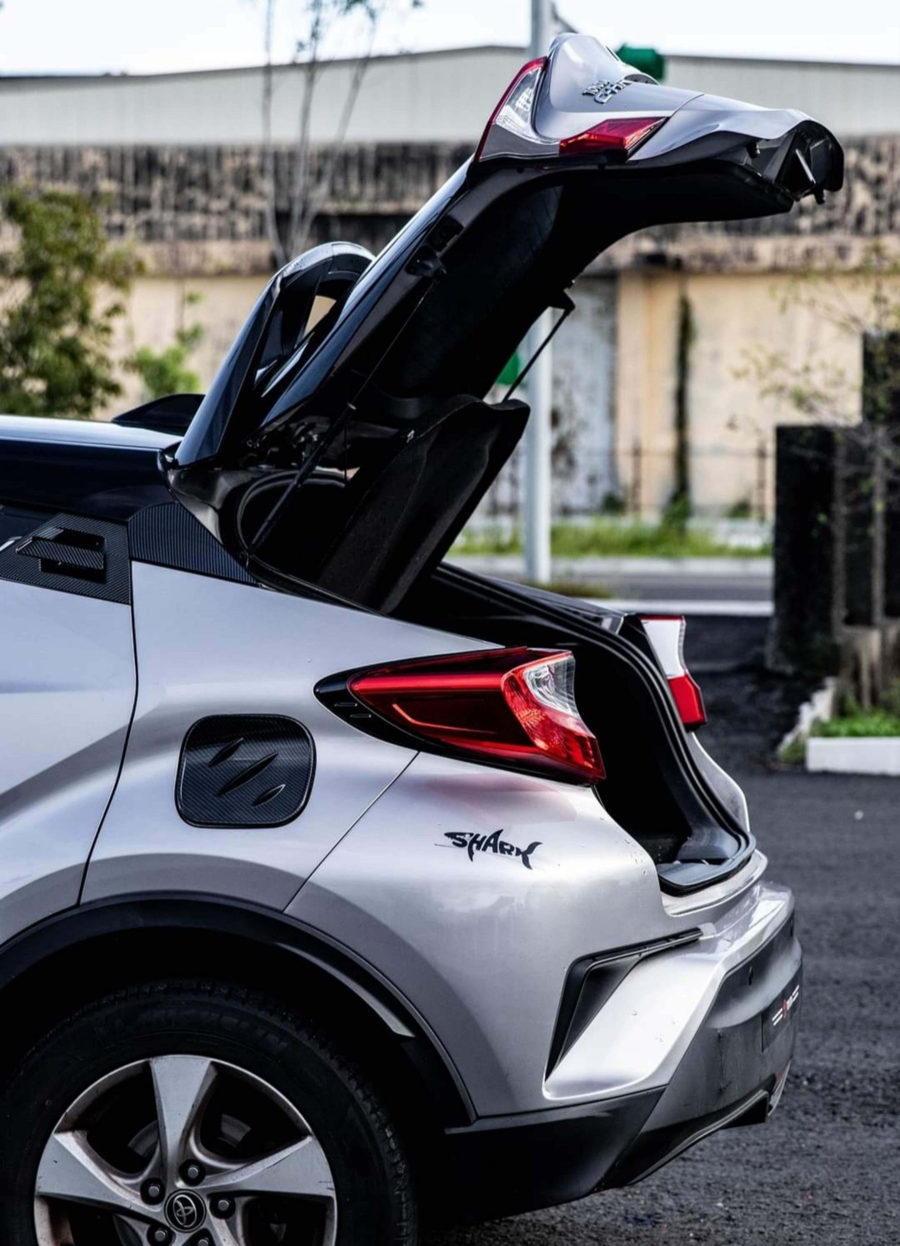 2017 Toyota豐田Chr豪華型超有型也夠行中古車貸款強力過件無私下分期車在碳烤燒餅宜蘭傳藝中心門票附近| 蝦皮購物