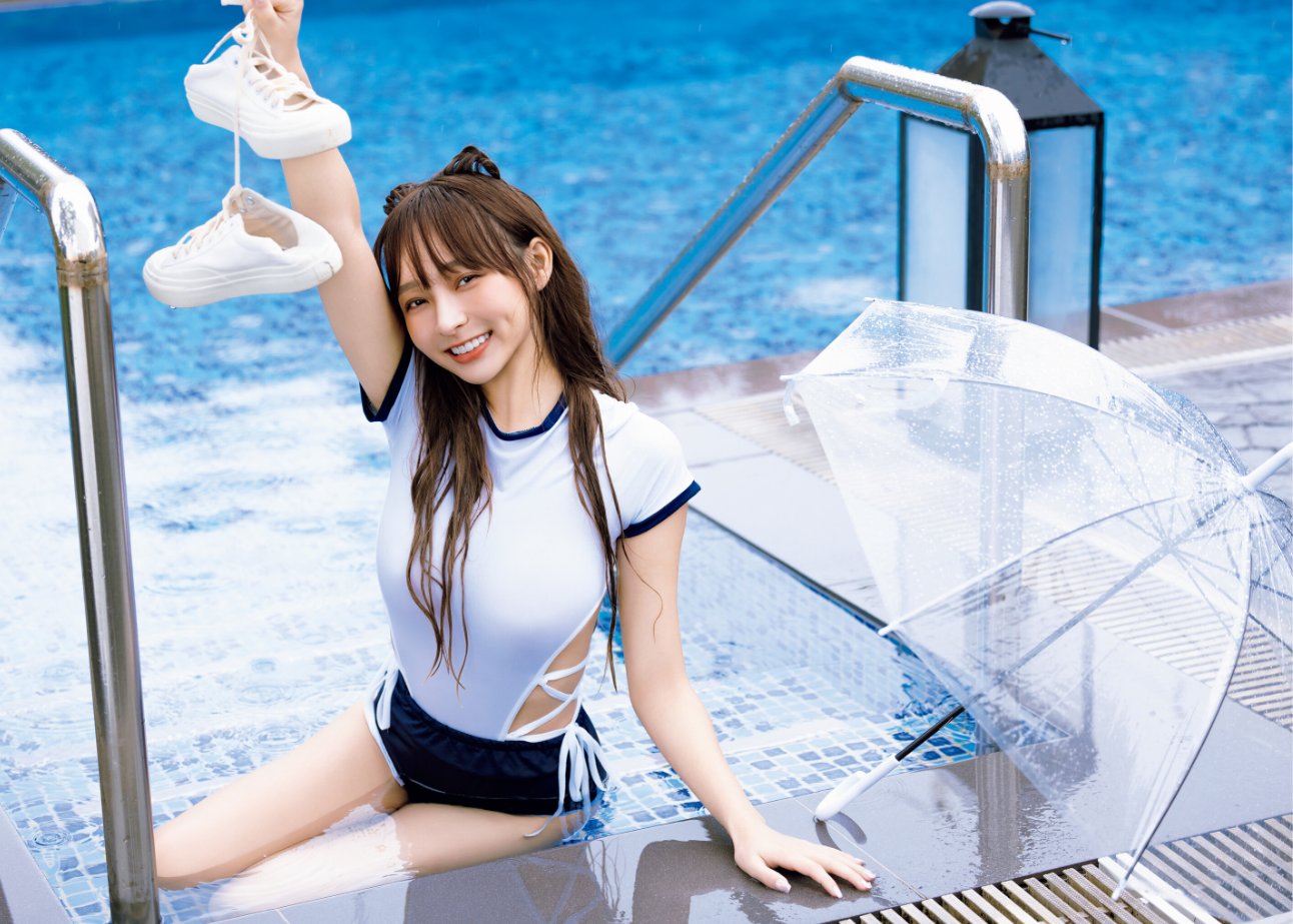 直筆サイン本 台湾No.1チアガール 林襄 リンシャン 写真集 薫