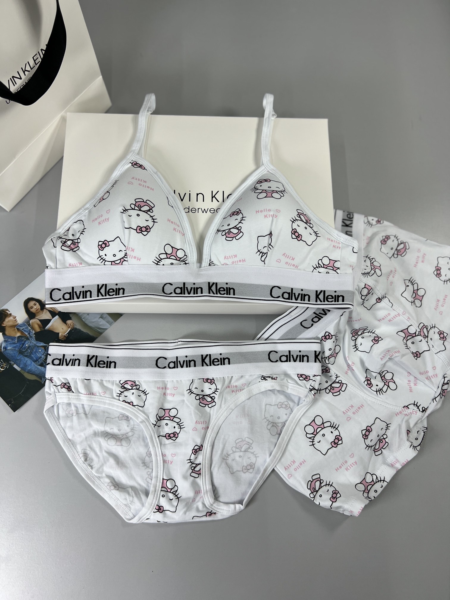 Aurora 購物分享💕 Calvin Klein CK聯名hello kitty 凱蒂貓內衣套裝有胸墊後扣款