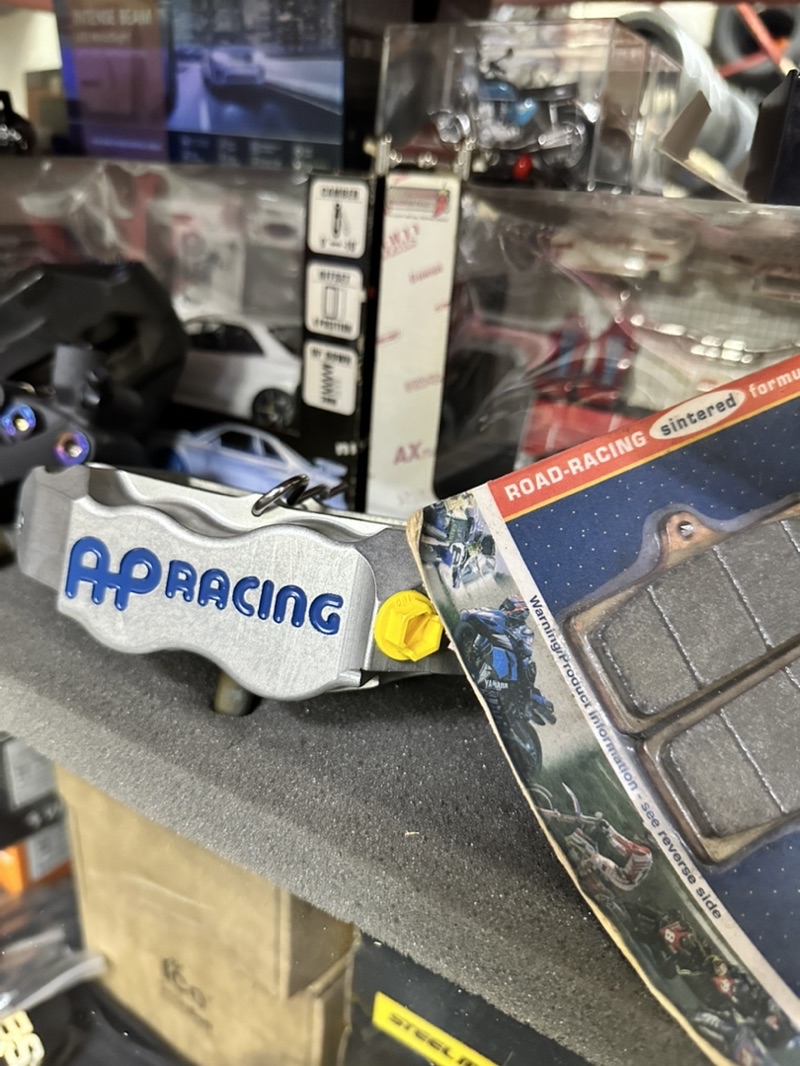 全新AP CP7853 輻卡四活塞 含AP全新煞車皮Brembo BWS KRV 勁戰 機車 R3 曼巴 | 蝦皮購物