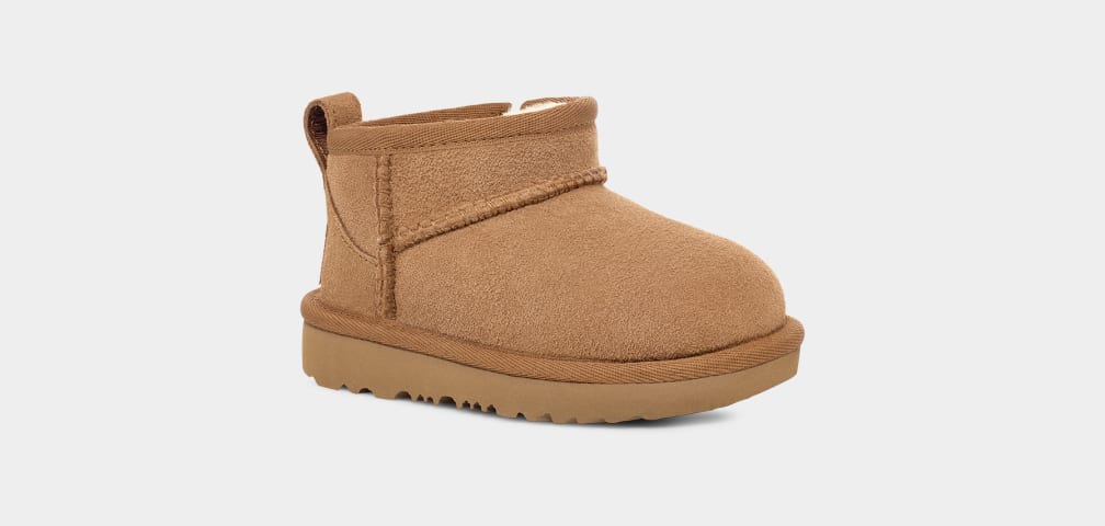 Mini on sale ugg classic