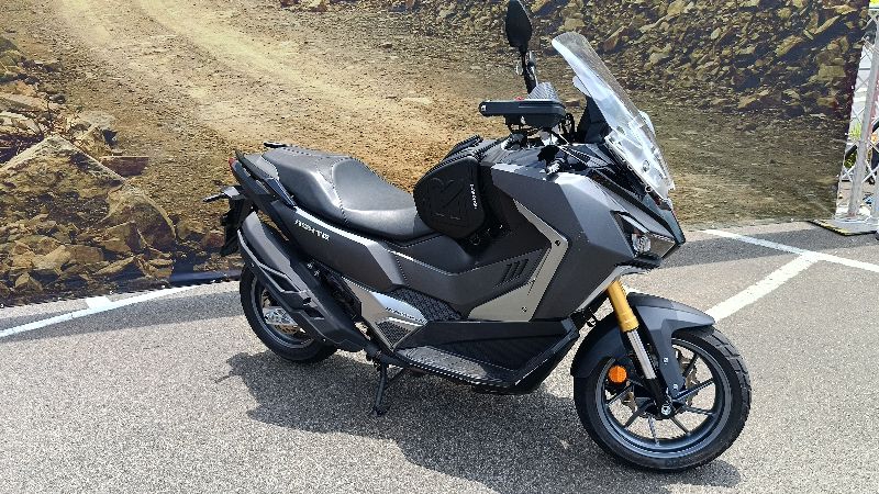 CAMOTO TTLBT 龍骨包 硬殼 ADXTG 400 ADV 350 XADV HONDA 油箱包 前置物包 | 蝦皮購物