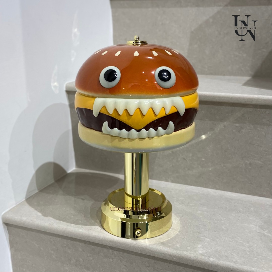 UN 預購 UNDERCOVER x Medicom Toy HAMBURGER LAMP 漢堡 