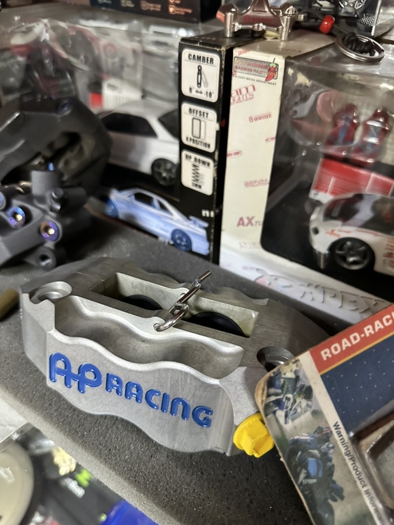 全新AP CP7853 輻卡四活塞 含AP全新煞車皮Brembo BWS KRV 勁戰 機車 R3 曼巴 | 蝦皮購物