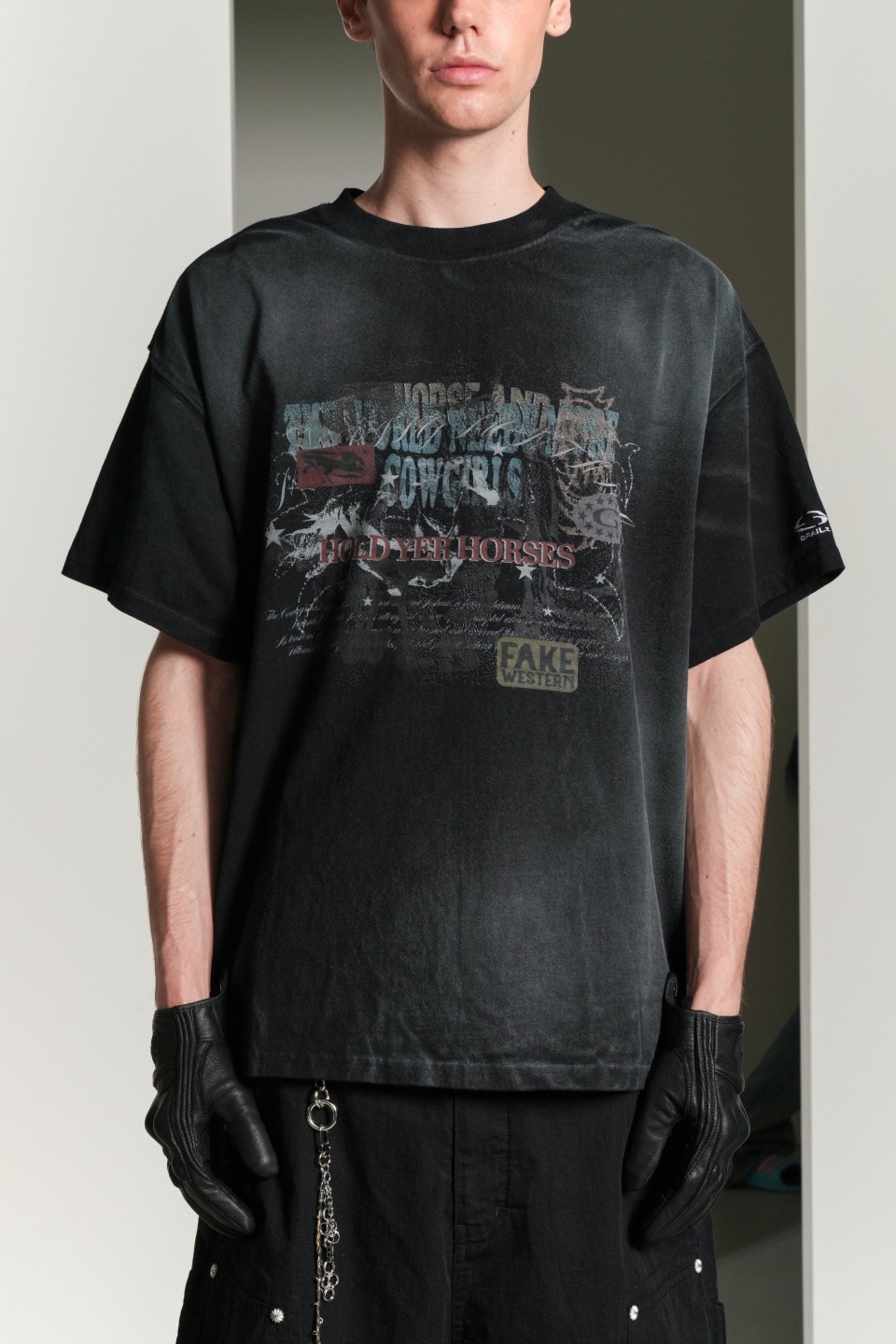 【GRAILZ】OVERLAP WASHED T-SHIRTS [BLACK] GRAILZ - Advanced Graphic T-shirt | HBX - Globally Curated