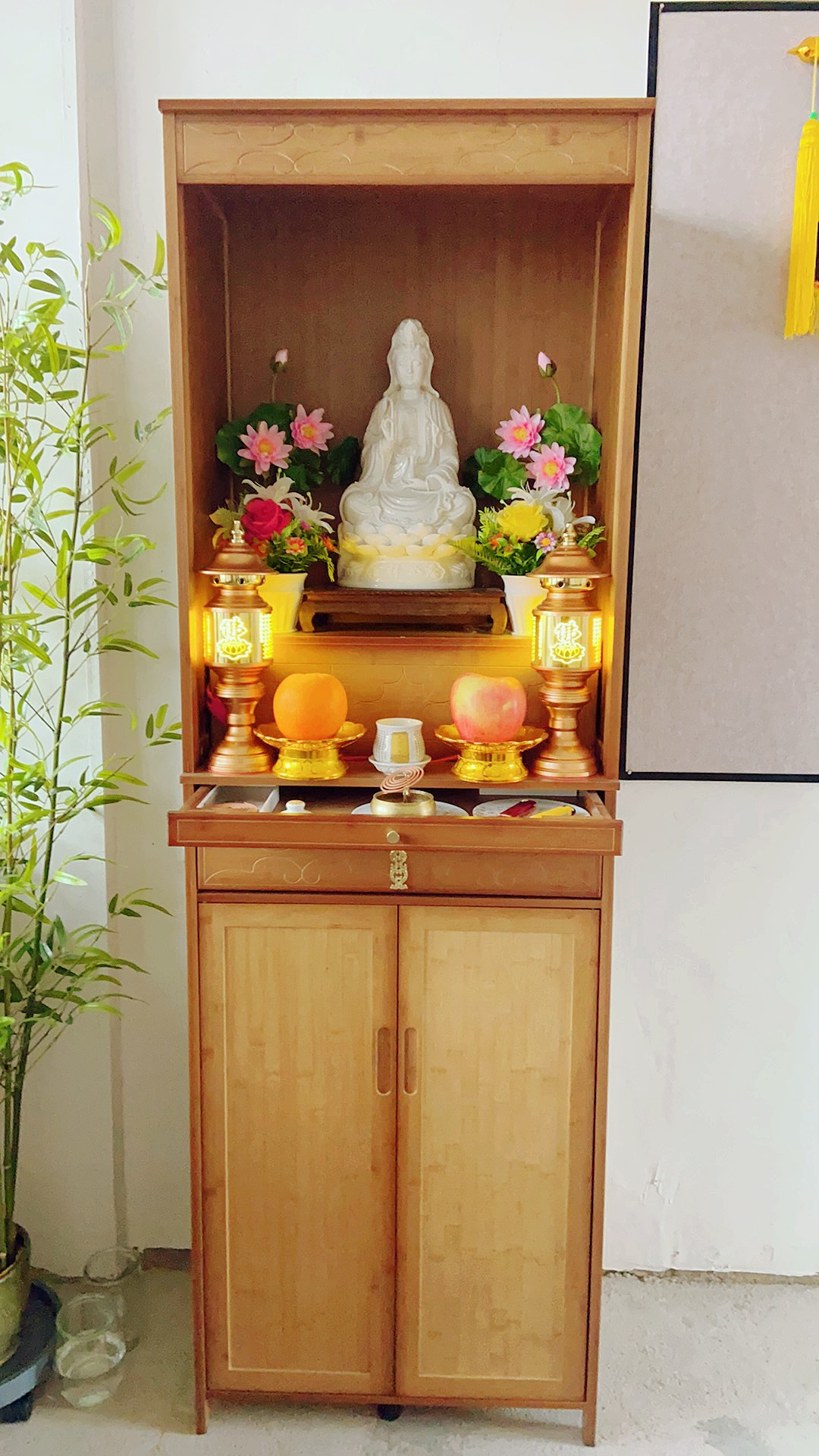 【神明台 宅配到府】祖先桌 玄關桌 供奉桌 公媽桌 經濟型供臺 神龕 財神爺供桌 佛龕立櫃 新中式神明桌 神主台TIH | 蝦皮購物