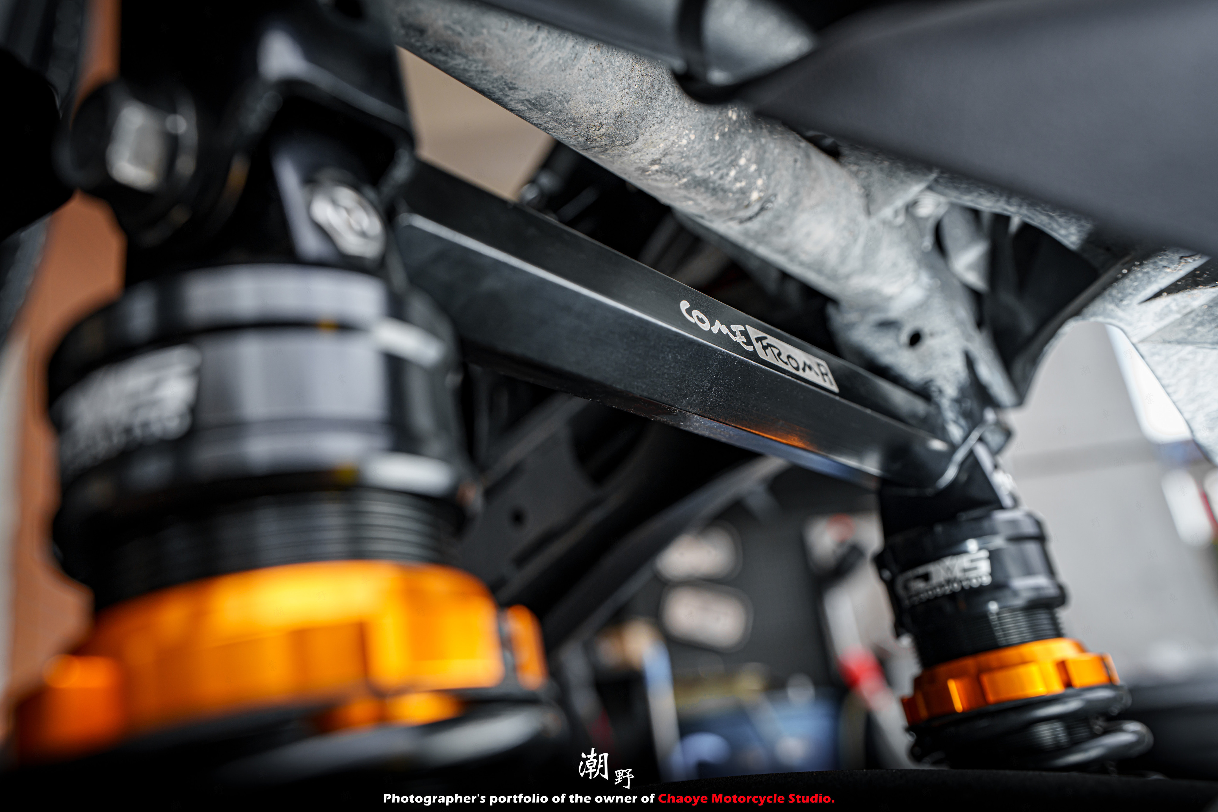 台中潮野車業 CF 後避震 強化桿 後避震器 穩定器 後手銬 適用 XMAX 300 | 蝦皮購物