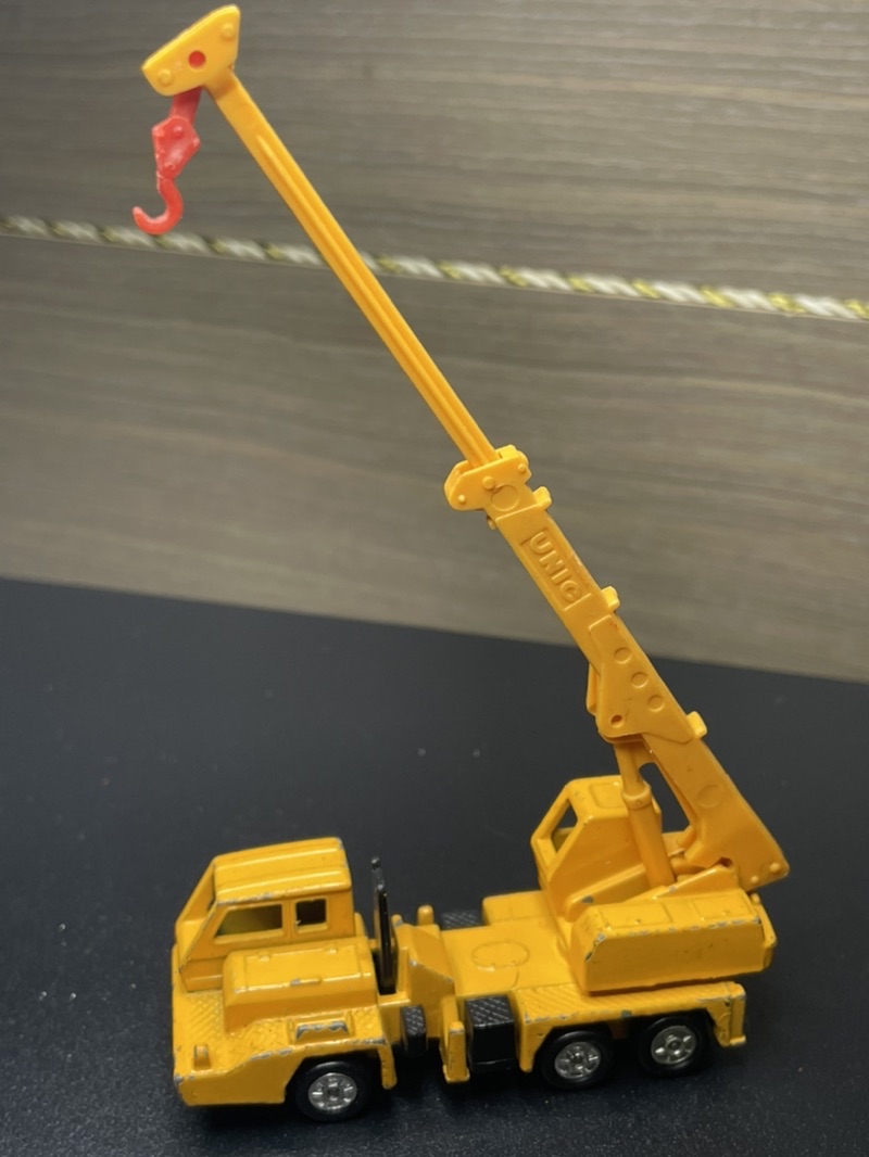 Tommy Tomica UNIC TRUCK CRANE 72 1 150 Odakyu Construction