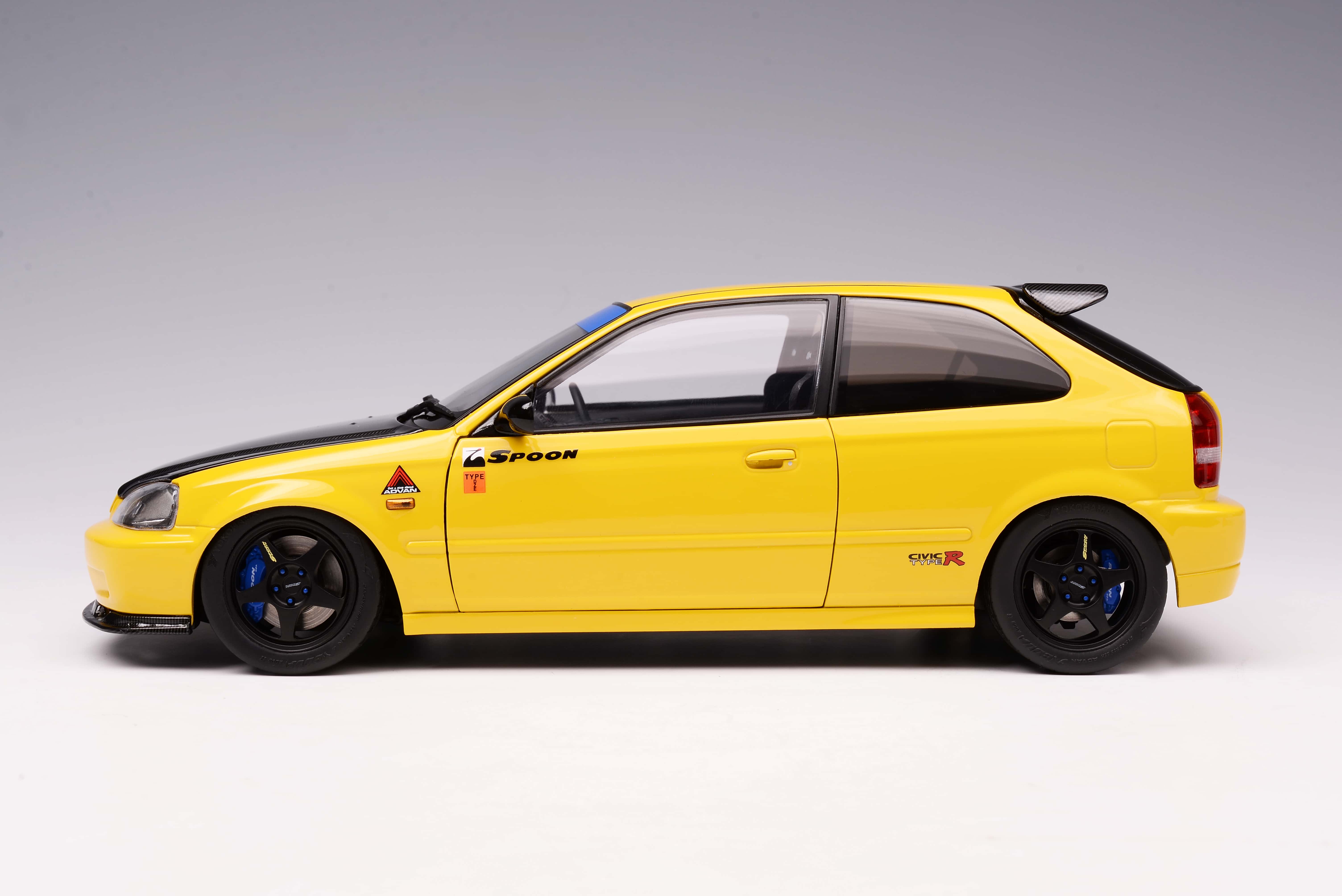 【模例】MotorHelix 1/18 Honda Civic Type-R EK9 Spoon 合金全可開 | 蝦皮購物