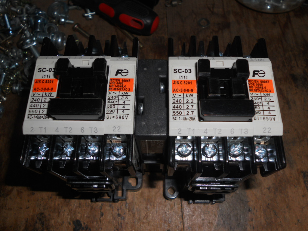 日本 富士FUJI 電磁開關 SC-0RM SC-03RM 可逆式電磁接觸器 正逆轉 積熱電驛 SZ-RM | 蝦皮購物