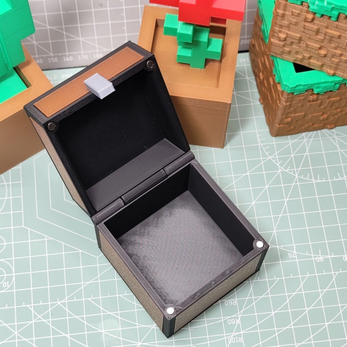 台灣熱賣 我的世界收納盒 Minecraft箱子 桌面擺件 桌面收納盒 我的世界寶箱收納盒 化妝品收納盒 玩具收納盒 | 蝦皮購物