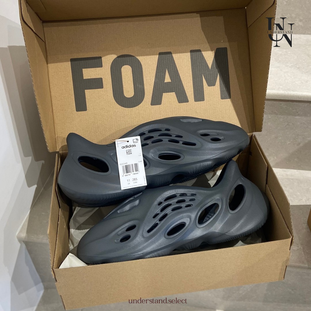 Yeezy Foam Runner Carbon 28.5 | www.fitwellind.com