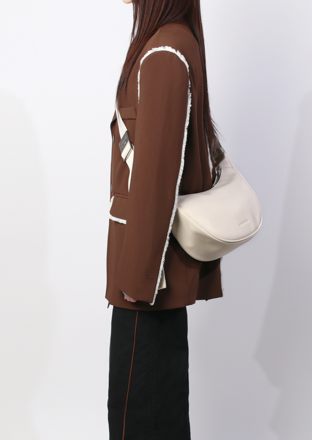 【masmarulez】韓国人気★Mini ver. Vegan Leather Halfmoon Bag mini ver. Vegan leather halfmoon bag-ivory masmarulez官方網站