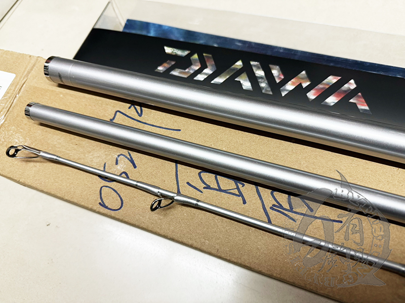 ◎百有釣具◎DAIWA PRIME CASTER 33-425•W 並繼投竿(911825