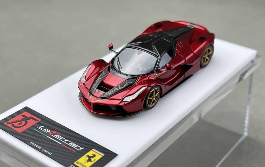 DMH 1:64 Ferrari Laferrari 龍年特別版/金屬紅| 蝦皮購物