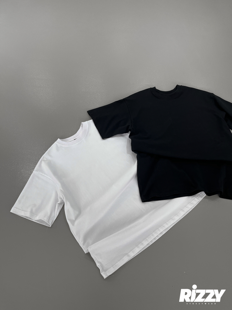 『Rizzy』美式重磅小領口純色素踢(2色) 重磅素T 穿搭 clean fit 小領口 crew neck | 蝦皮購物