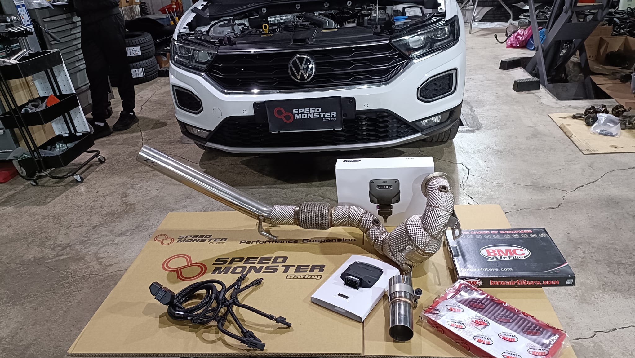 [極速電堂]SMR VW TROC T-ROC R MQB EA888 EVO 當派 DOWN PIPE | 蝦皮購物