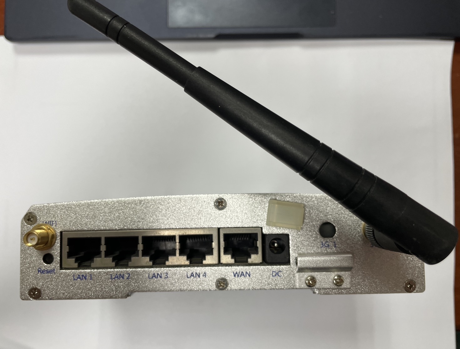 (二手) 三捷科技 型號 : G2Wifi III 具備WAN及內建 3G/4G LTE SIM無線路由器Router | 蝦皮購物