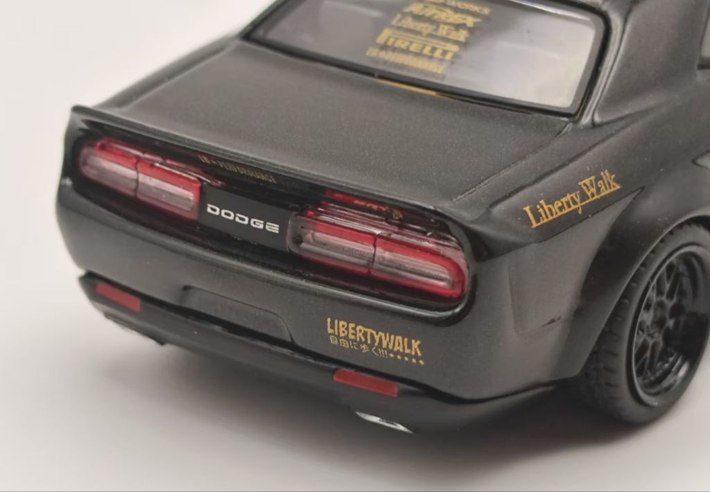 【現貨】全新未拆Tarmac works 1:64 LBWK 道奇 Challenger SRT Hellcat 地獄貓 | 蝦皮購物