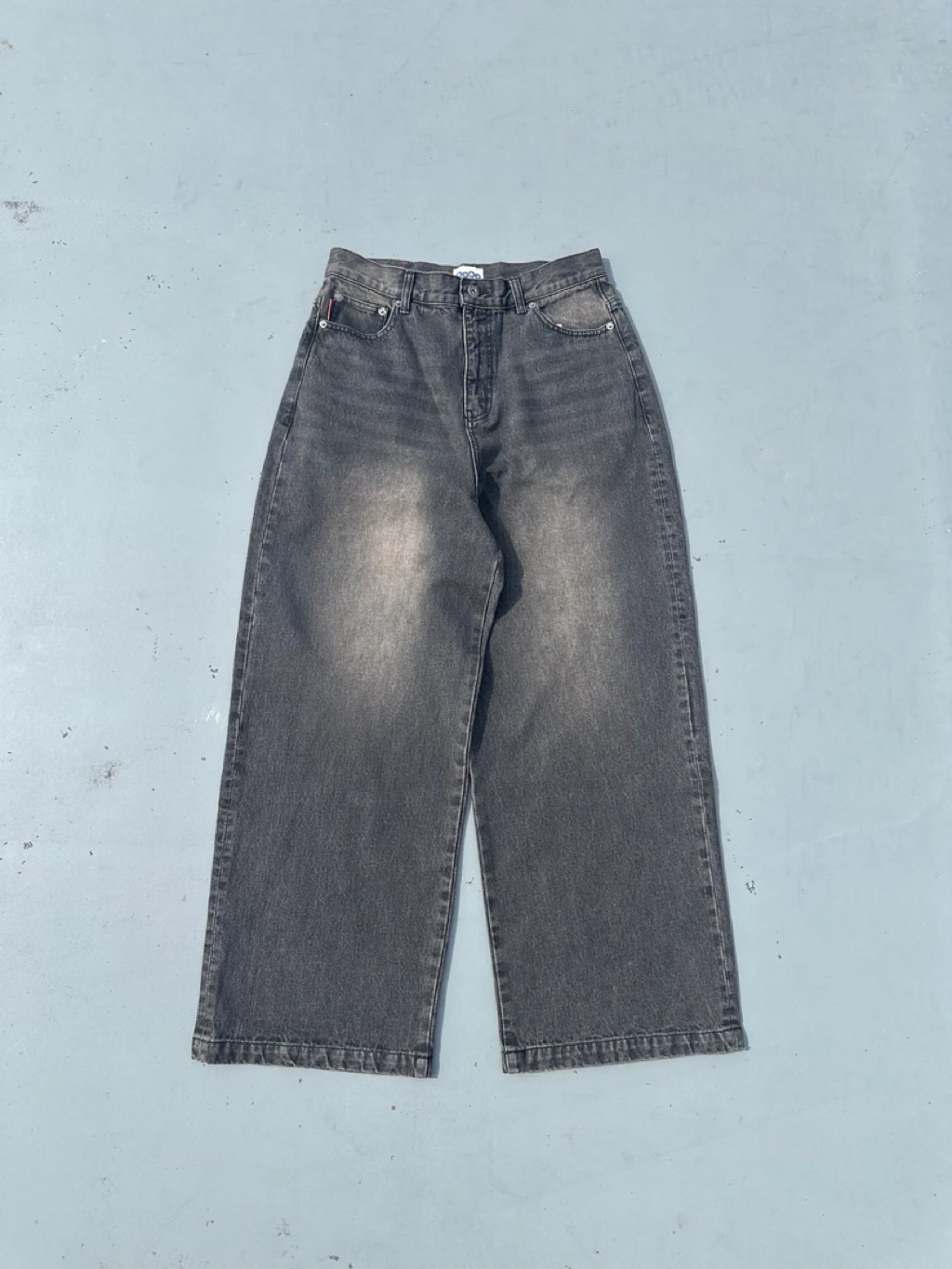 9090 OG Logo Painted Denim Pants | 蝦皮購物
