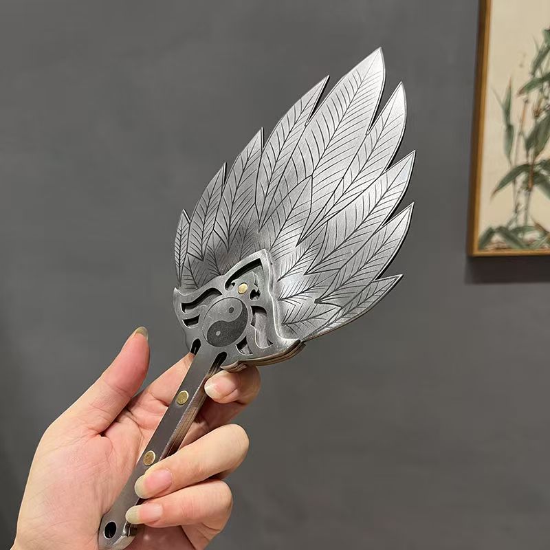 【匠心】不鏽鋼羽扇 太極八卦收扇白三國諸葛亮手工茶道具件 精緻模型扇金屬扇 桌面把玩手把件擺飾收藏送禮cos 未開刃 | 蝦皮購物